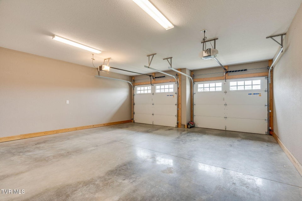 Photo #31: 1276 Savin Falls