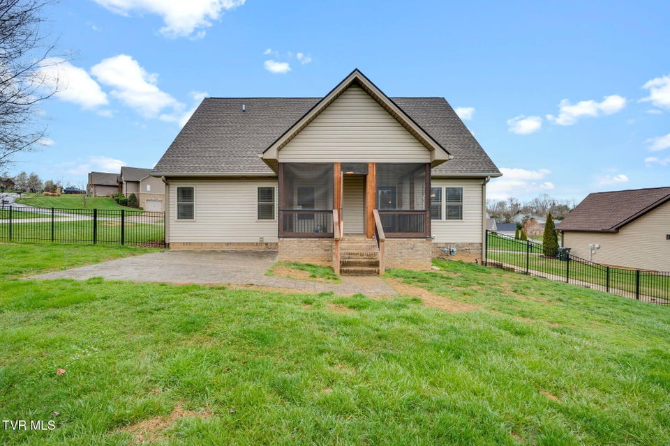 Photo #39: 1276 Savin Falls