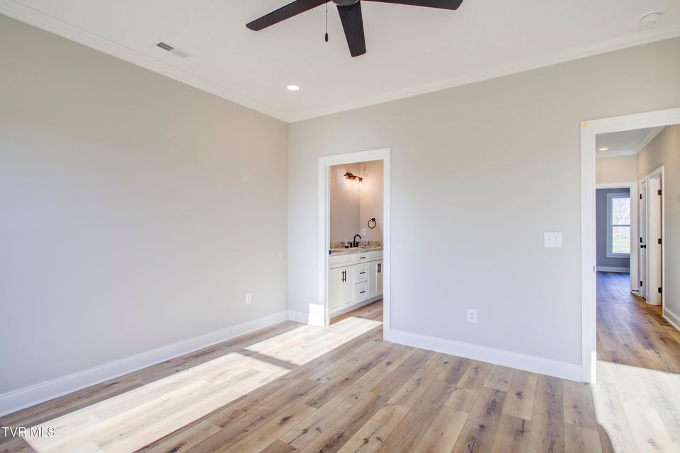 Photo #19: 943 Sugar Hollow Road