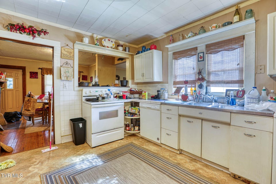 Photo #26: 660 Goshen Valley Road