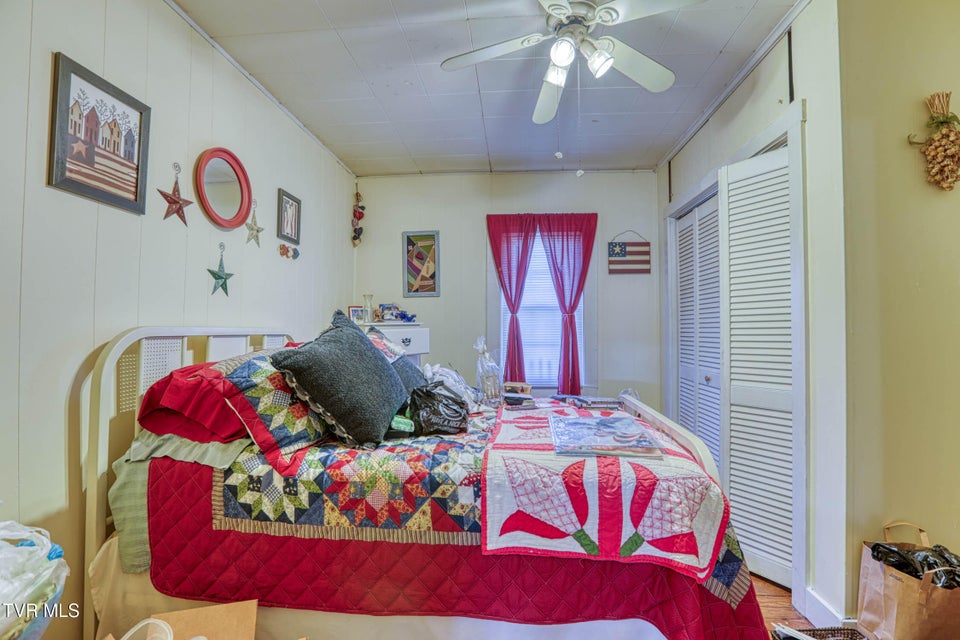 Photo #27: 660 Goshen Valley Road