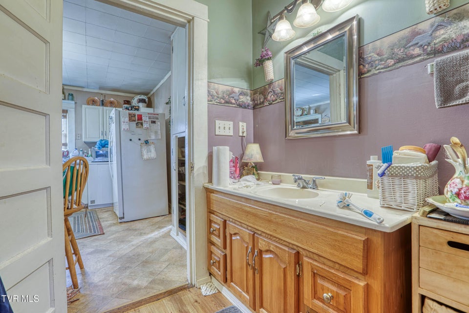 Photo #30: 660 Goshen Valley Road