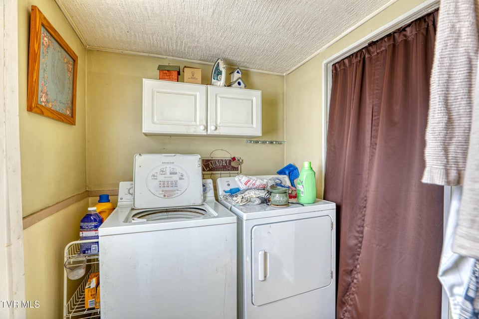 Photo #31: 660 Goshen Valley Road