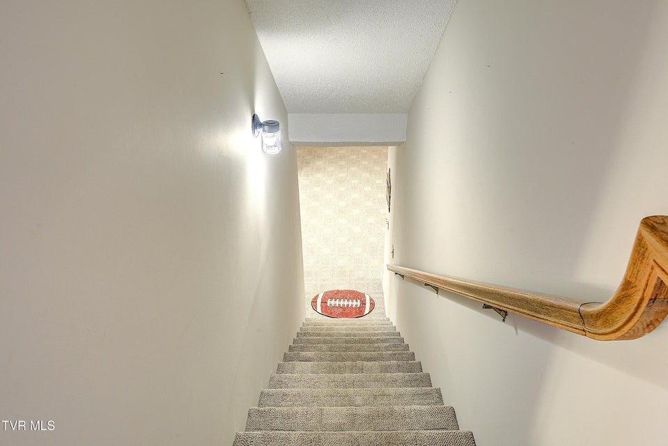 Photo #39: 154 Horton Ridge Road