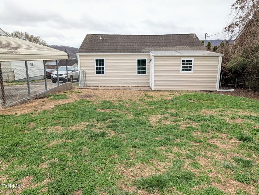 Photo #9: 1944 Greenway Street