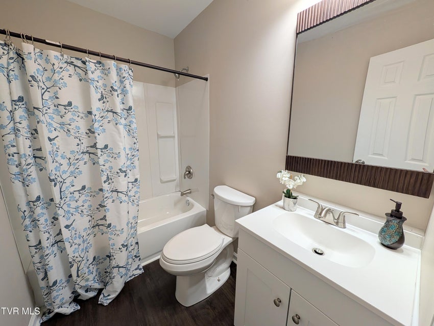 Photo #16: 1944 Greenway Street