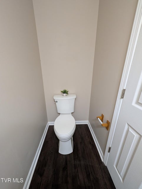 Photo #25: 1944 Greenway Street