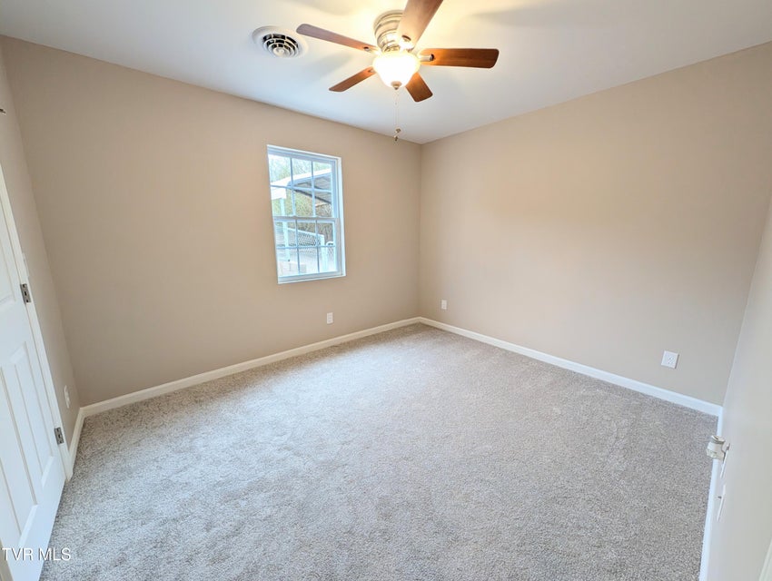 Photo #34: 1944 Greenway Street