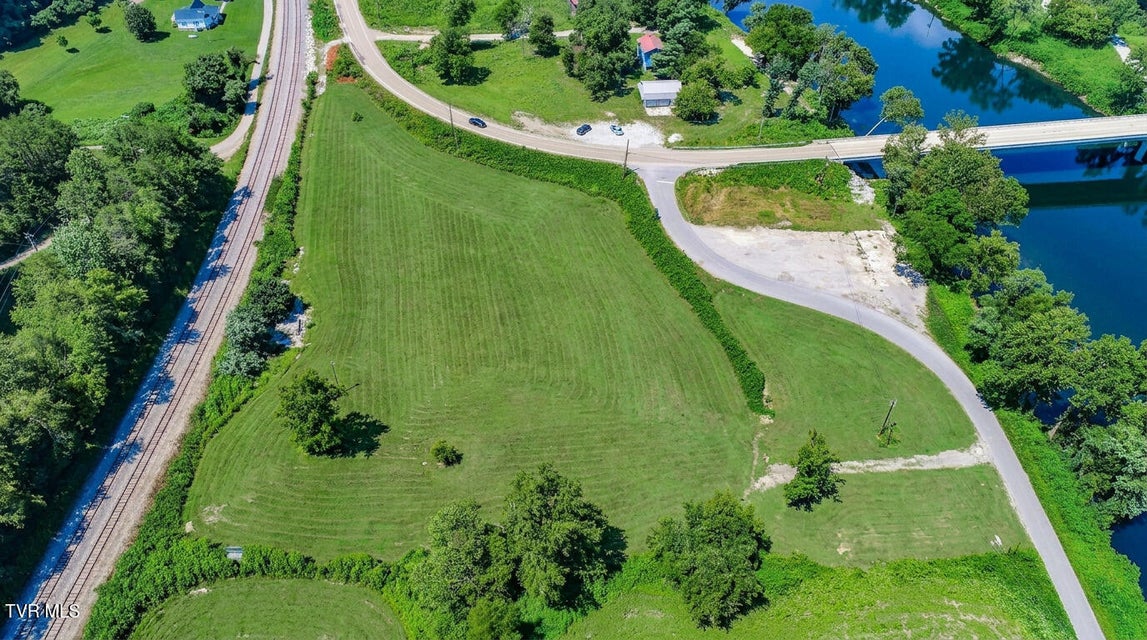 Photo #3: 130 & 110 Only Way 