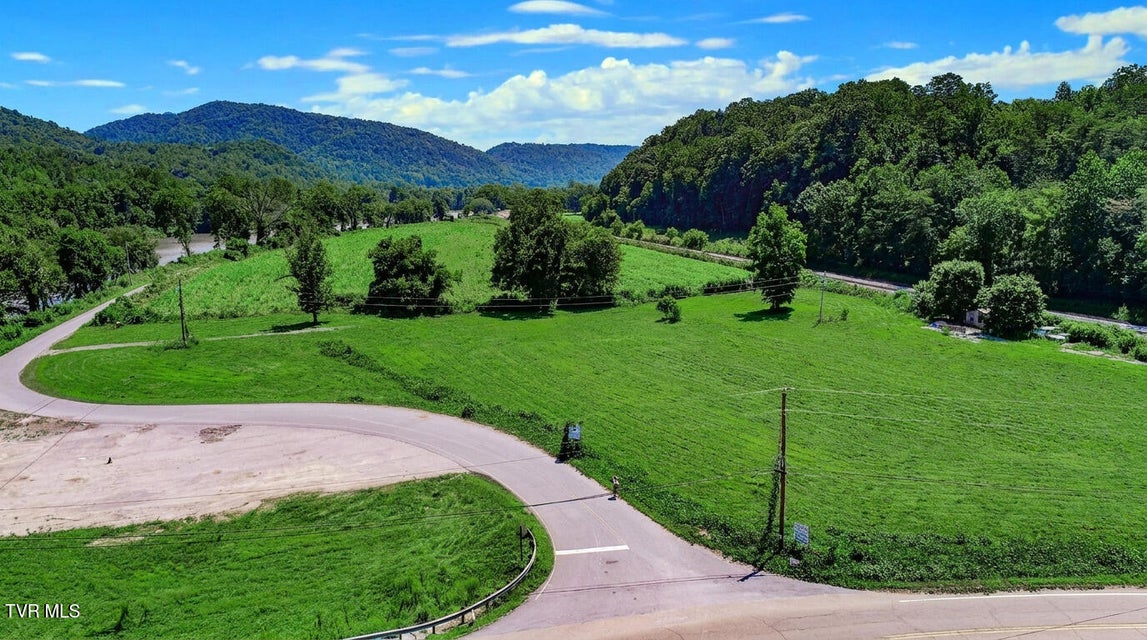 Photo #18: 130 & 110 Only Way 