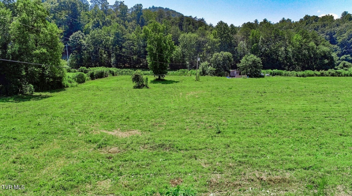 Photo #23: 130 & 110 Only Way 