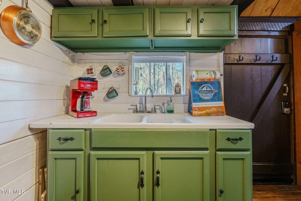 Photo #10: 1878 Little Cove Road