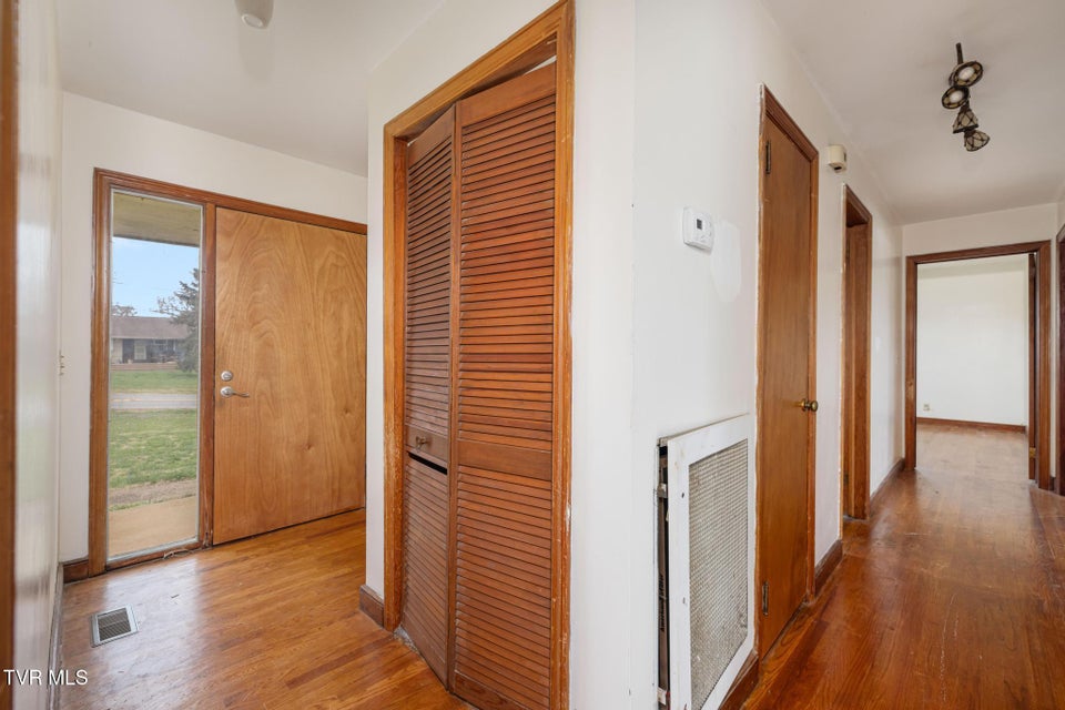 Photo #3: 4321 Ridgemont Drive