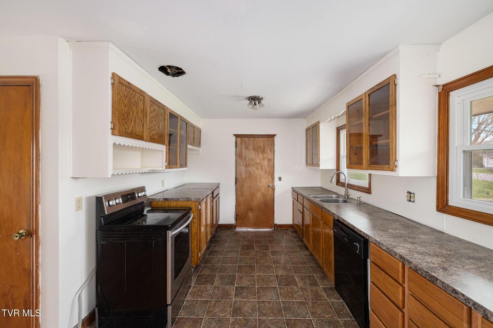 Photo #7: 4321 Ridgemont Drive