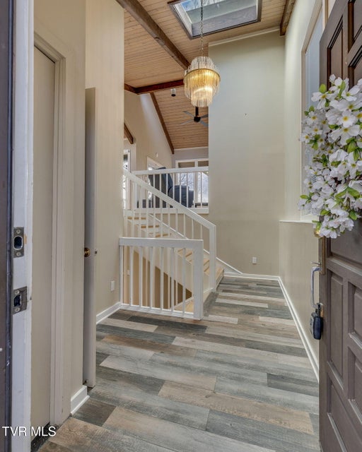 Photo #6: 111 Tree Top Lane