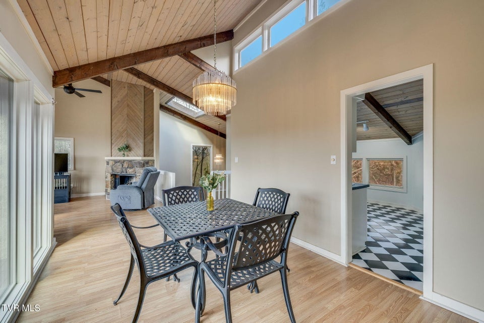 Photo #13: 111 Tree Top Lane