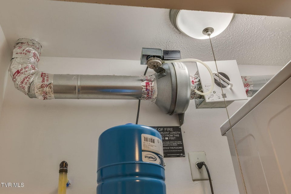 Photo #37: 111 Tree Top Lane