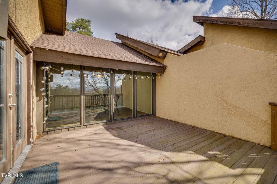 Photo #38: 111 Tree Top Lane