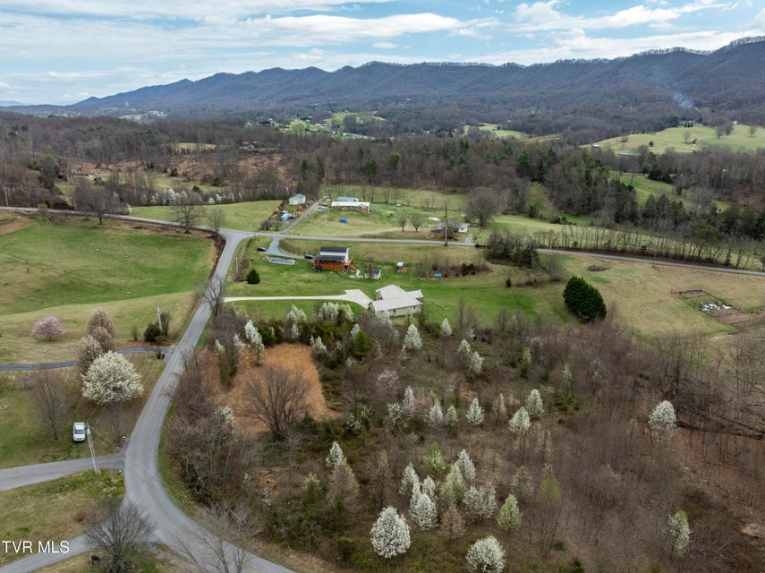 Photo #6: Tbd Ralph Hoss Road