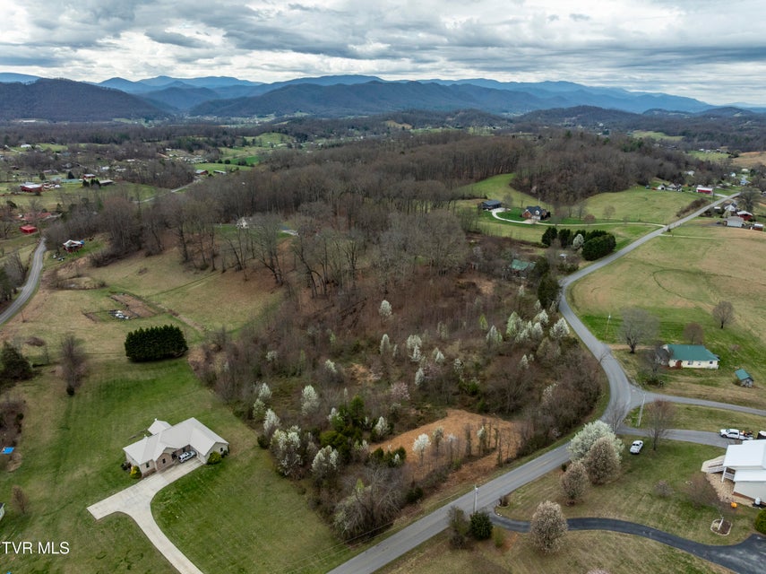 Photo #12: Tbd Ralph Hoss Road