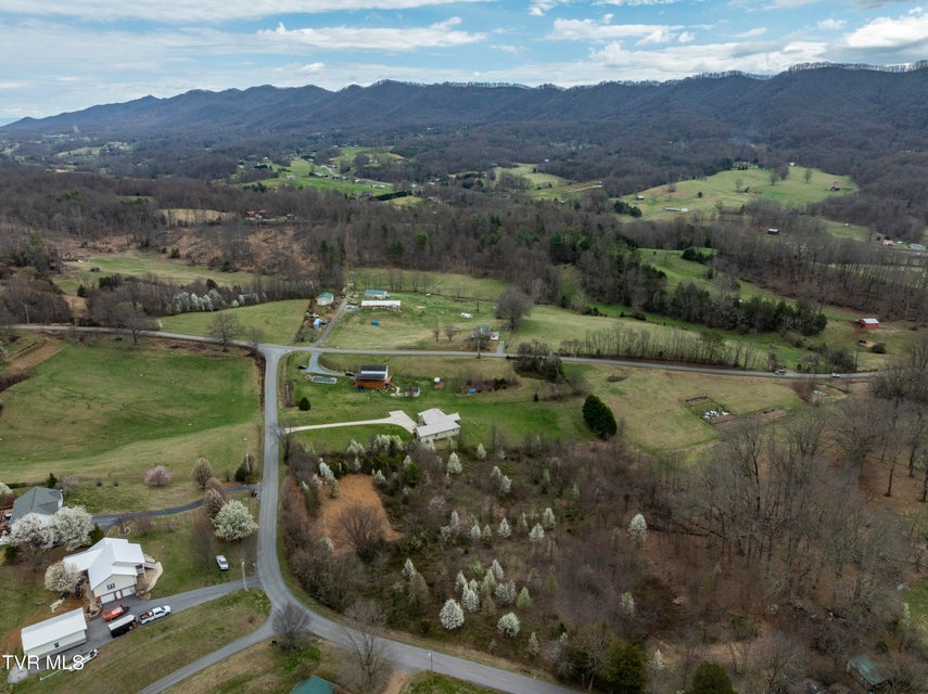 Photo #15: Tbd Ralph Hoss Road