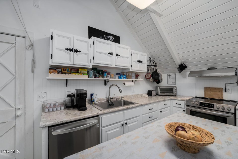 Photo #13: 101 Taylortown Road