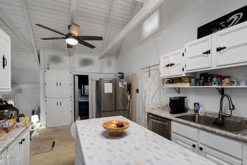 Photo #15: 101 Taylortown Road