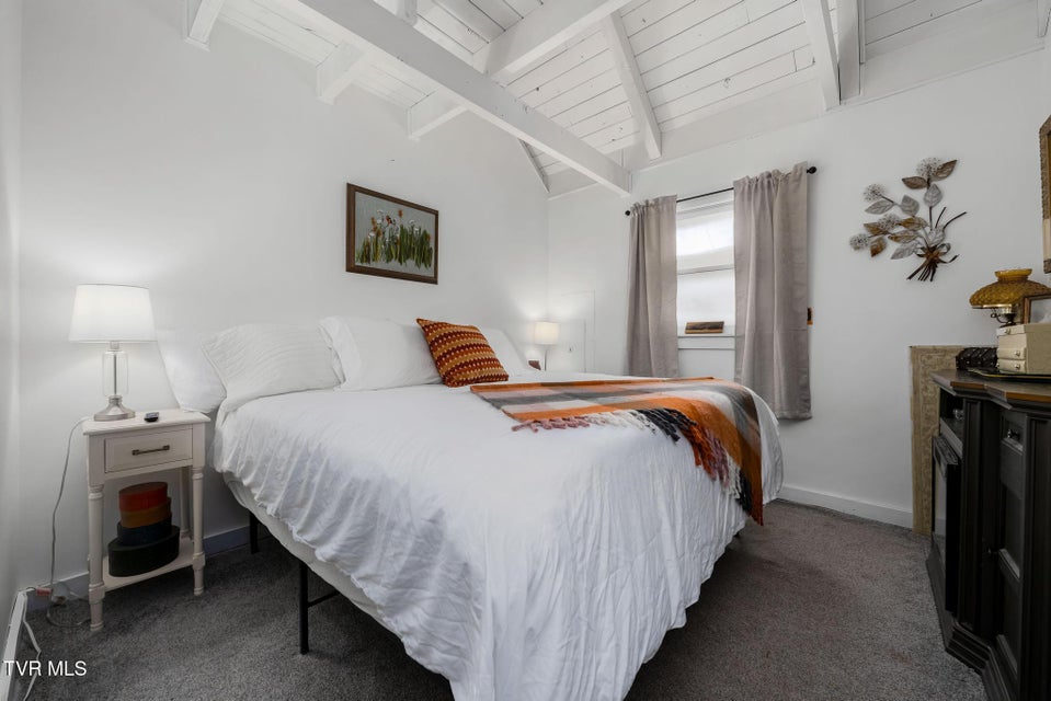 Photo #22: 101 Taylortown Road