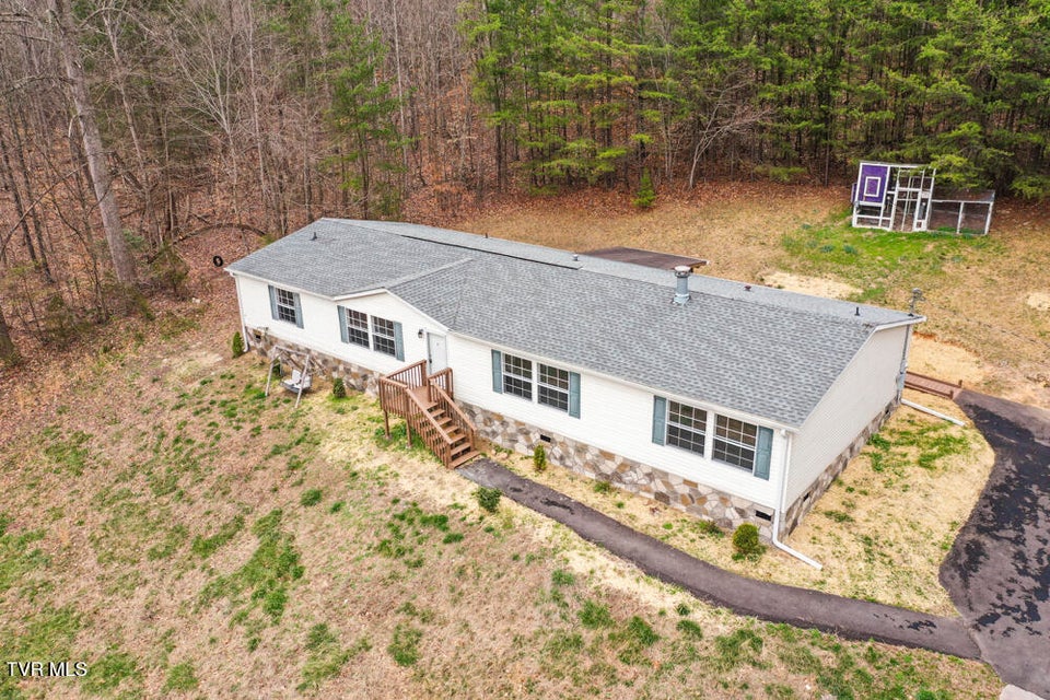 Photo #24: 835 Mountain View Road