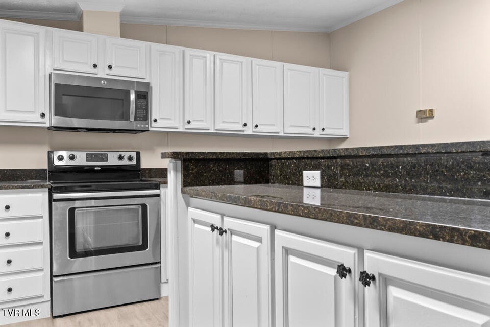 Photo #7: 835 Mountain View Road