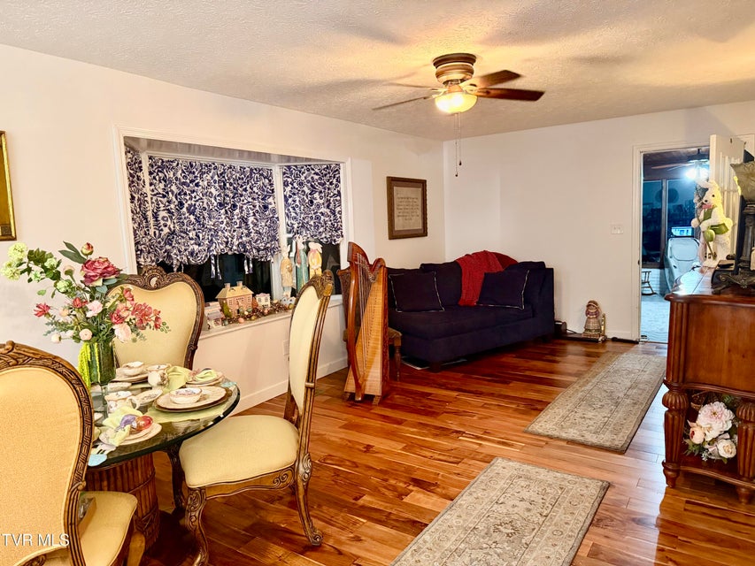 Photo #14: 11516 Frederick Road