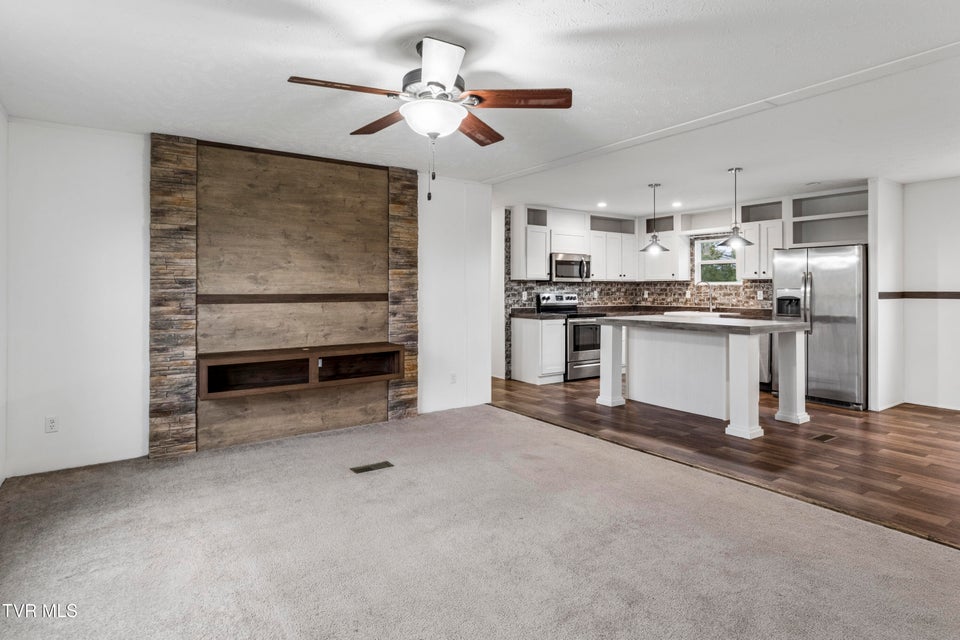 Photo #4: 274 Scott Lane