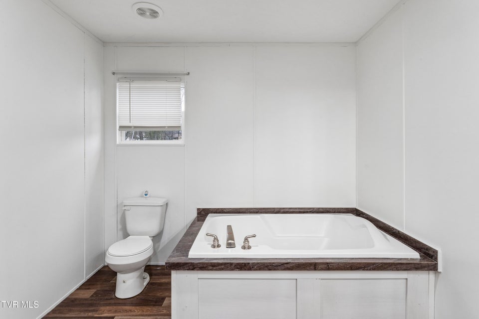 Photo #18: 274 Scott Lane