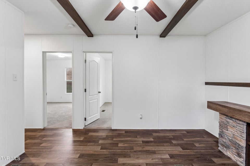 Photo #25: 274 Scott Lane