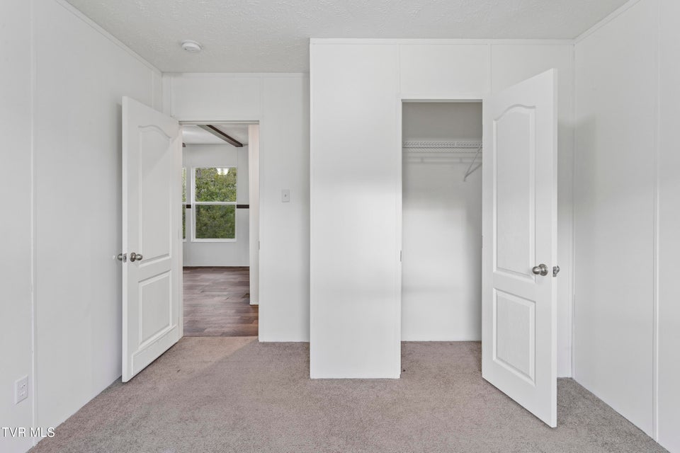 Photo #27: 274 Scott Lane