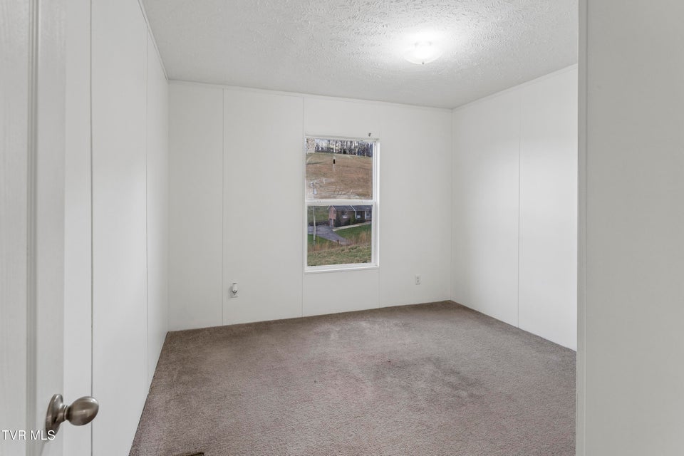 Photo #28: 274 Scott Lane