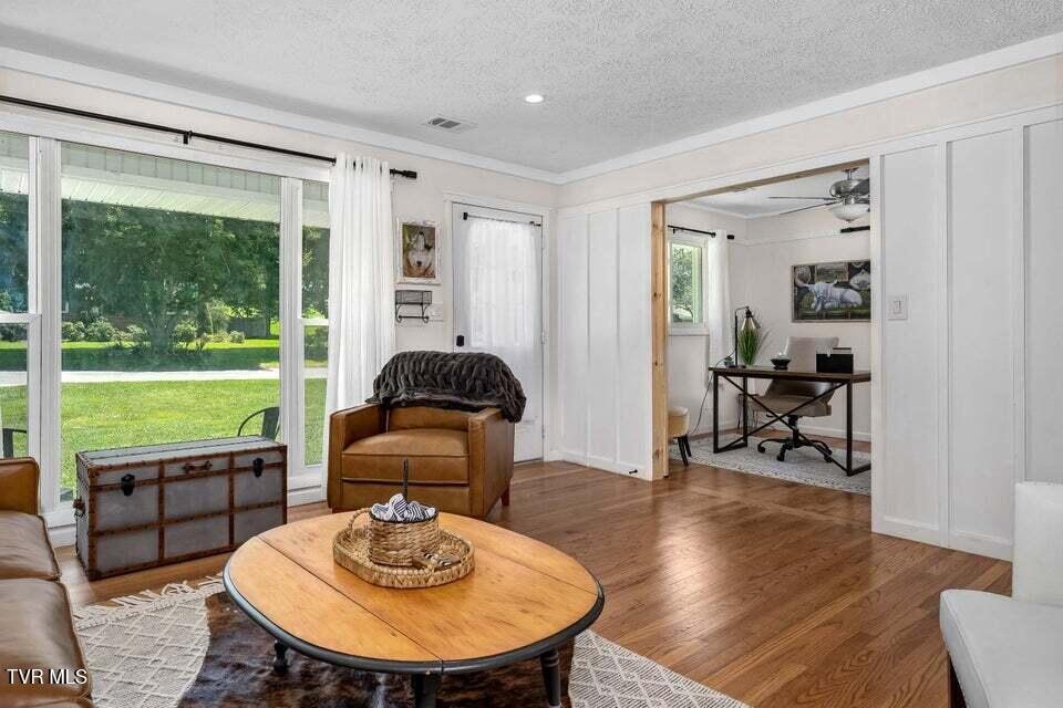 Photo #5: 508 Woodhaven Drive