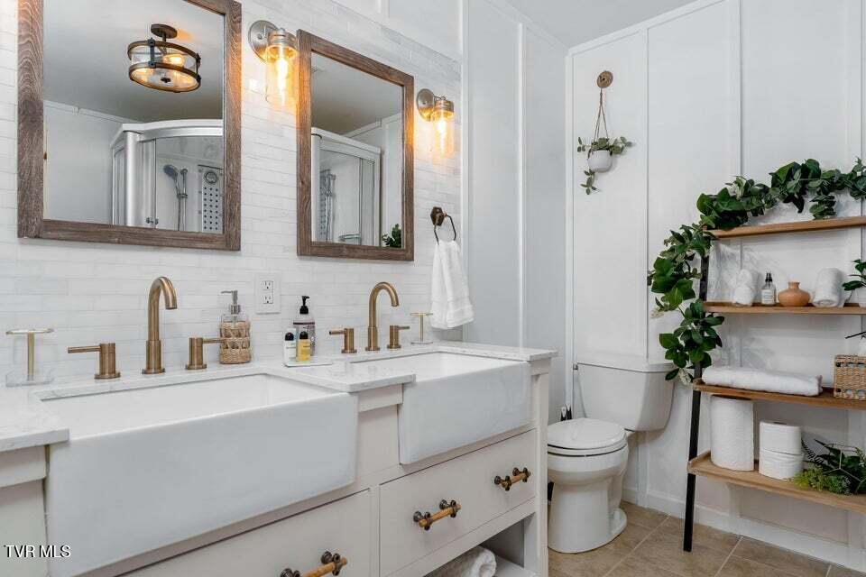 Photo #22: 508 Woodhaven Drive