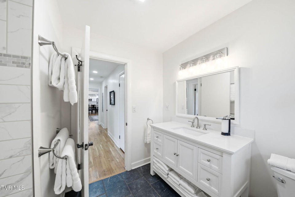 Photo #20: 180 Green Hill Road