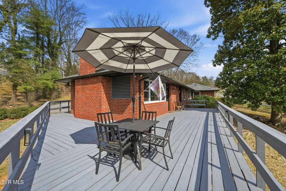 Photo #29: 180 Green Hill Road