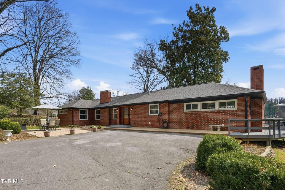 Photo #37: 180 Green Hill Road