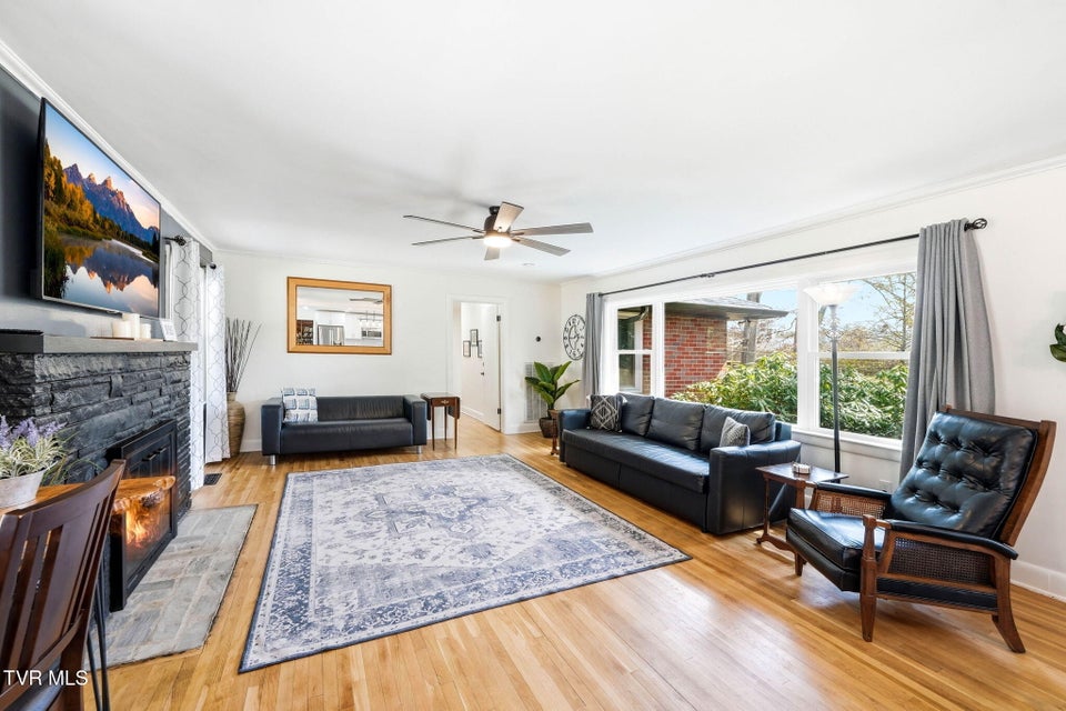 Photo #7: 180 Green Hill Road