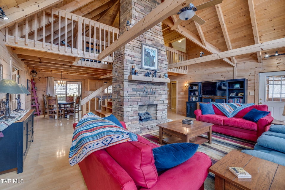 Photo #5: 107 Deer Run Drive