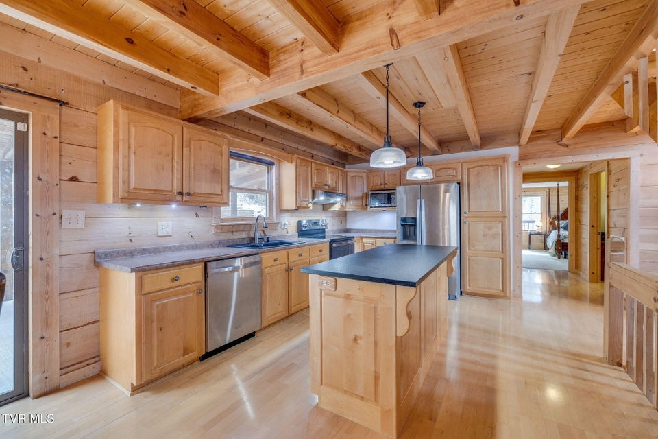 Photo #9: 107 Deer Run Drive