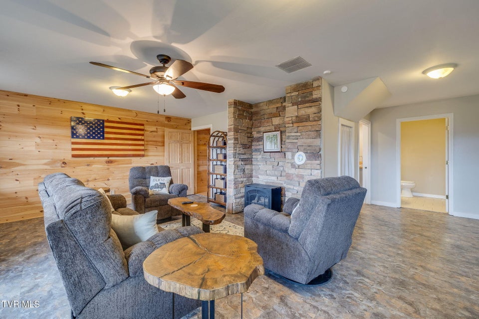 Photo #36: 107 Deer Run Drive