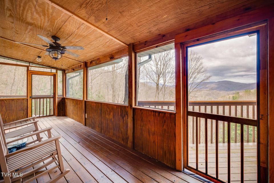 Photo #46: 107 Deer Run Drive