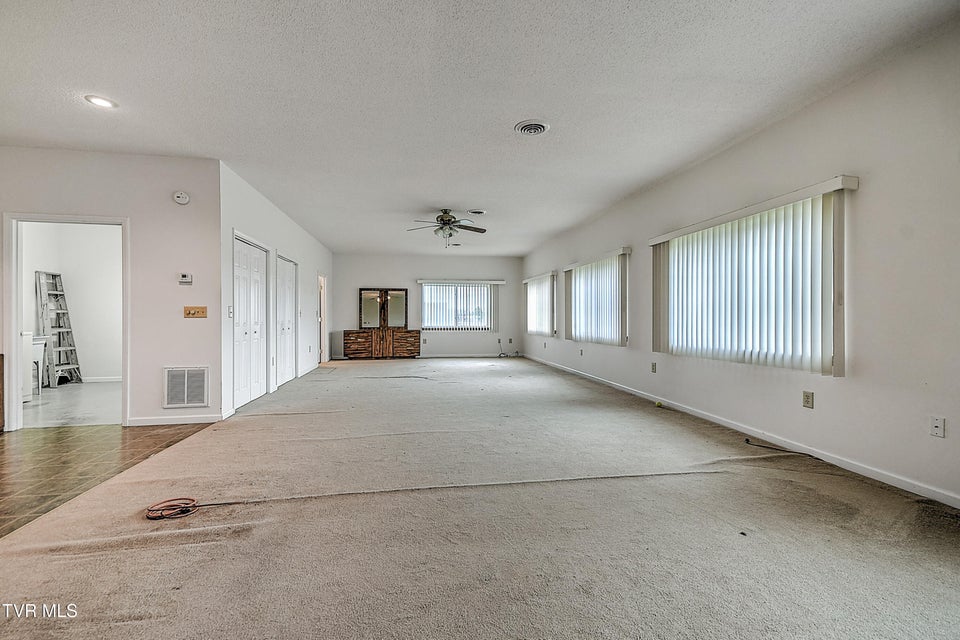 Photo #10: 2536 Old Stagecoach Road