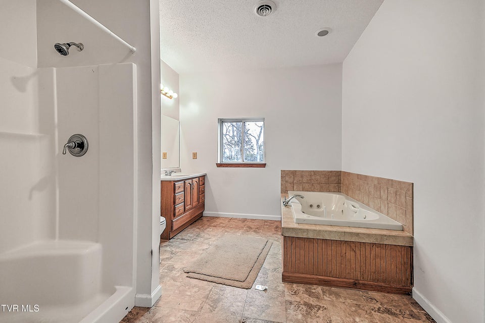 Photo #19: 2536 Old Stagecoach Road