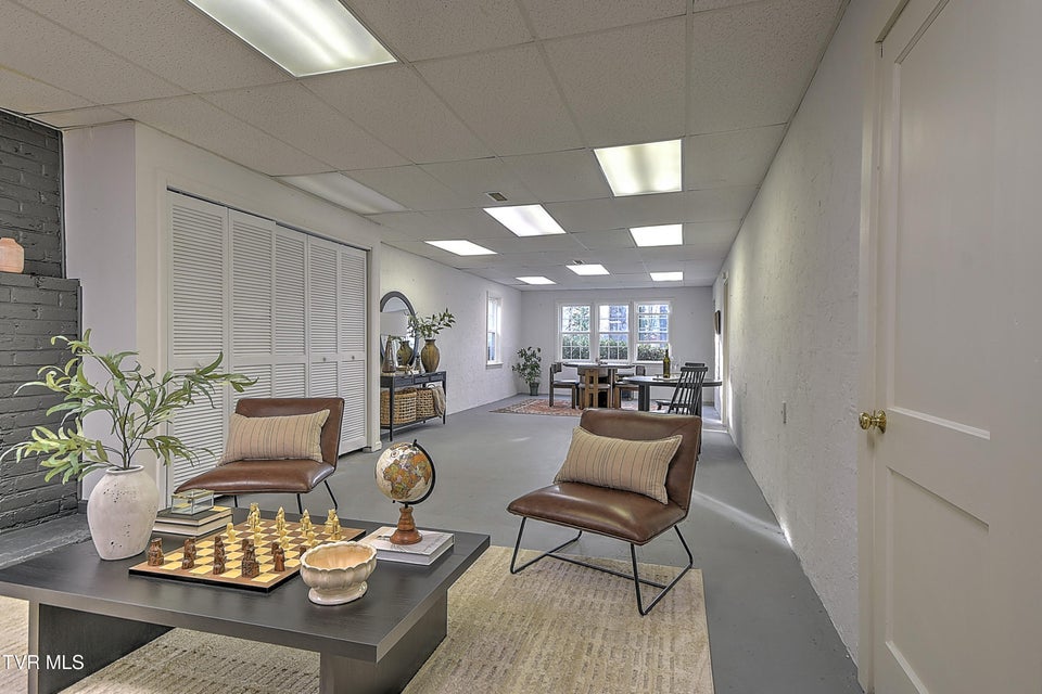 Photo #36: 2041 Edgemont Avenue