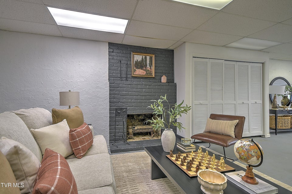 Photo #38: 2041 Edgemont Avenue